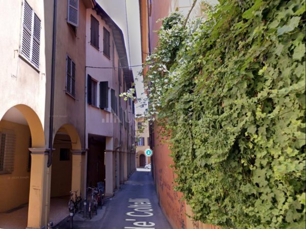 appartamento in vendita a Bologna in zona Centro Storico