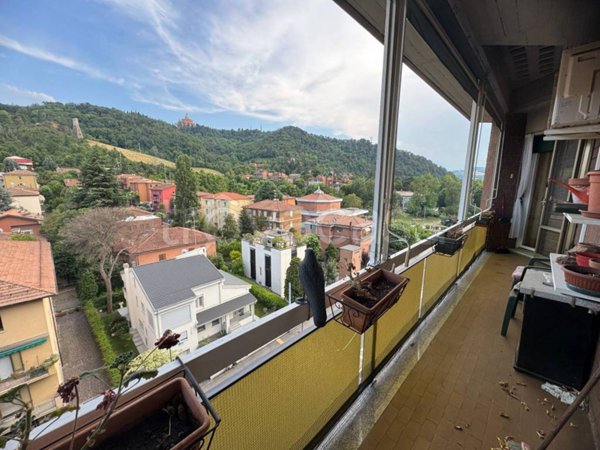 appartamento in vendita a Bologna in zona Saragozza