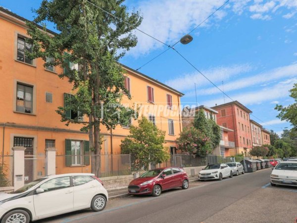 appartamento in vendita a Bologna in zona Santo Stefano