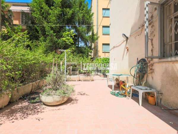 appartamento in vendita a Bologna in zona Saragozza