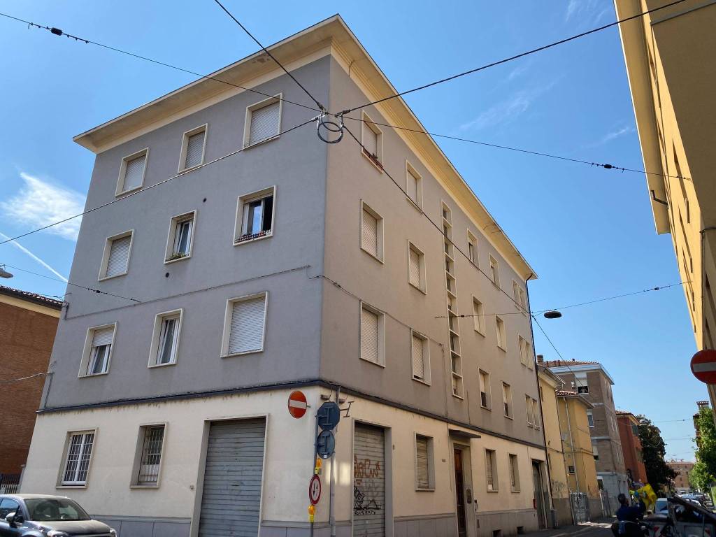 appartamento in vendita a Bologna in zona Bolognina