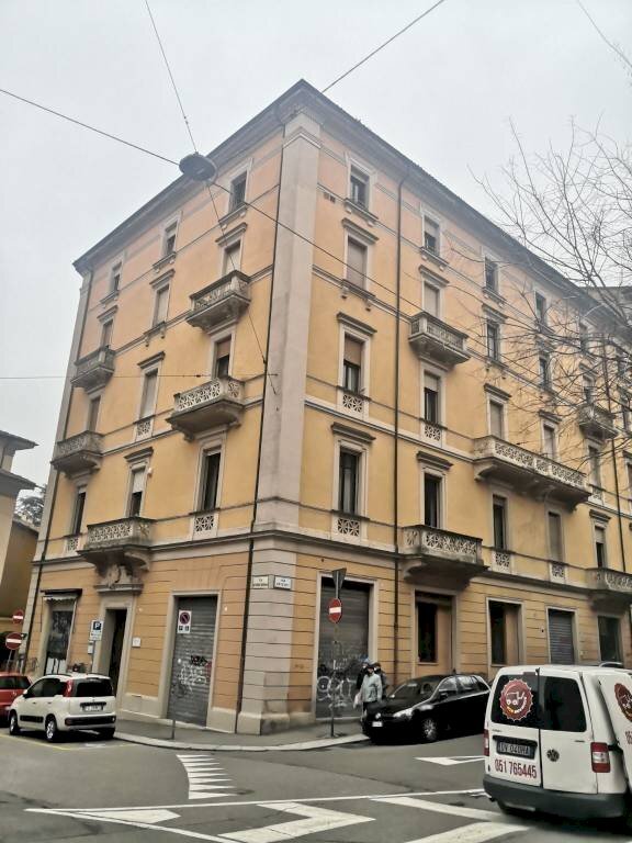 ufficio in vendita a Bologna in zona Centro Storico