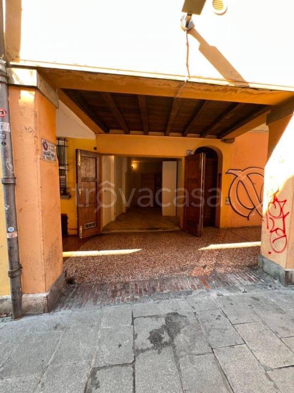 casa semindipendente in vendita a Bologna in zona Centro Storico