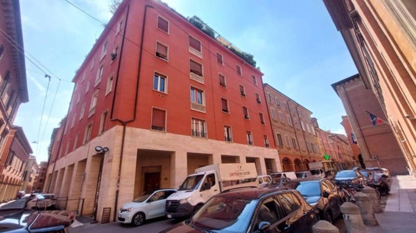 appartamento in vendita a Bologna in zona Centro Storico