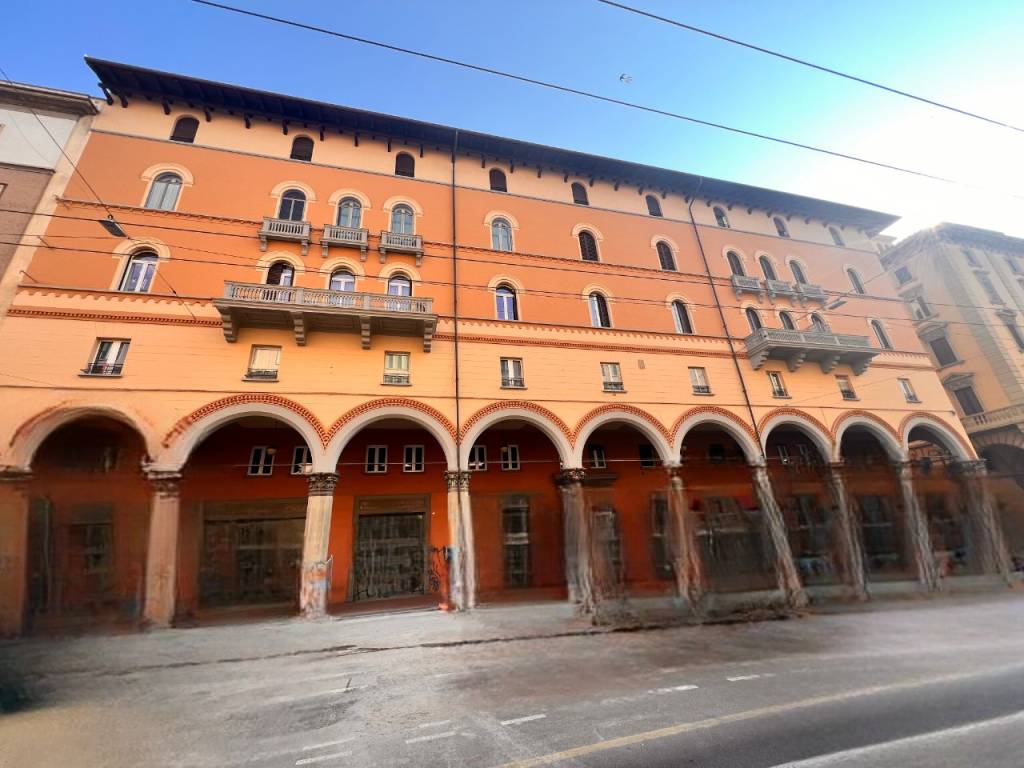 appartamento in vendita a Bologna in zona Centro Storico