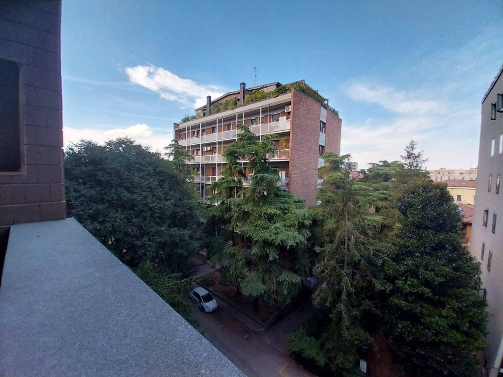 appartamento in vendita a Bologna in zona San Vitale