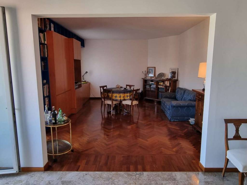 appartamento in vendita a Bologna in zona Saffi