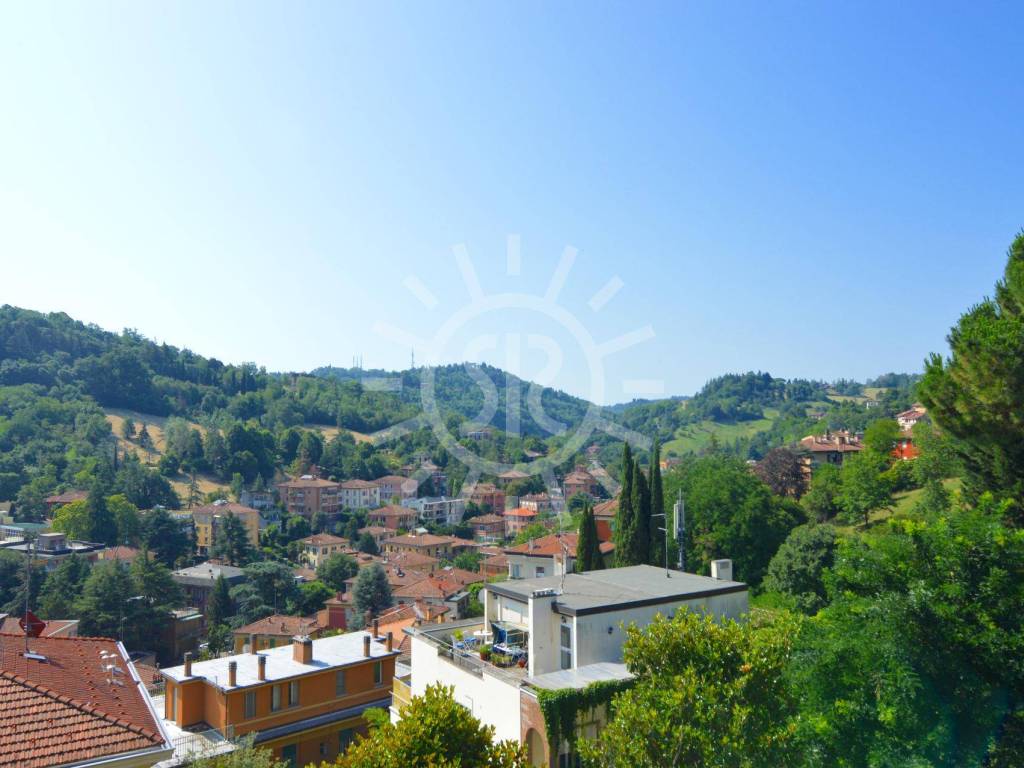 appartamento in vendita a Bologna in zona Santo Stefano