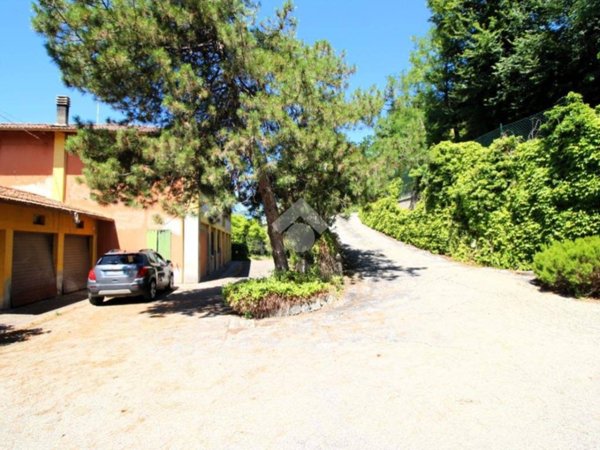 appartamento in vendita a Bologna in zona Santo Stefano