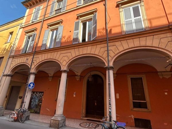 appartamento in vendita a Bologna in zona Centro Storico