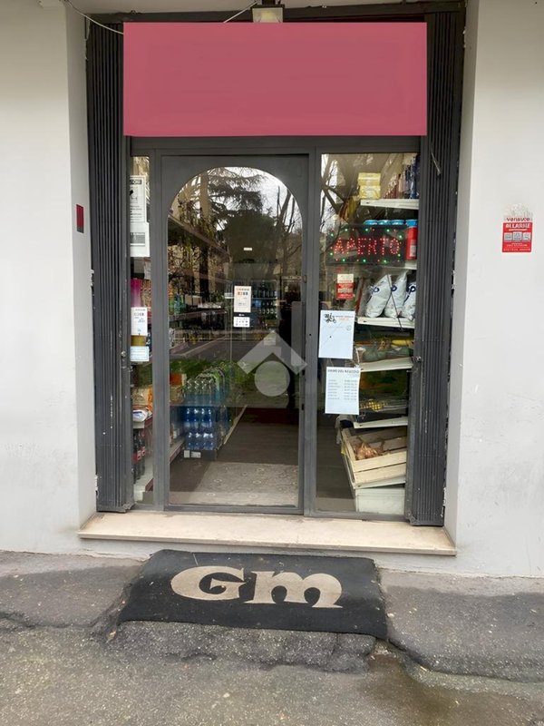 negozio in vendita a Bologna