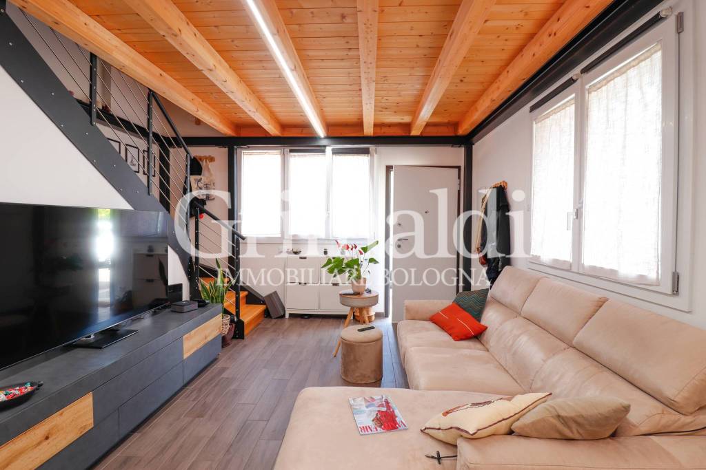 casa indipendente in vendita a Bologna in zona Borgo Panigale