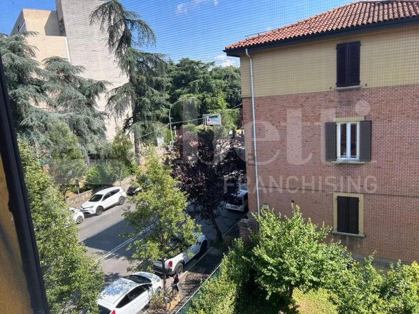 appartamento in vendita a Bologna in zona Santo Stefano