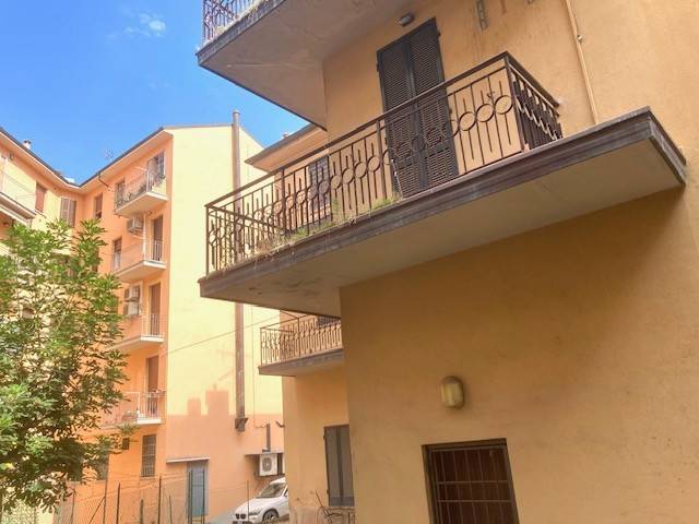 appartamento in vendita a Bologna in zona Saffi