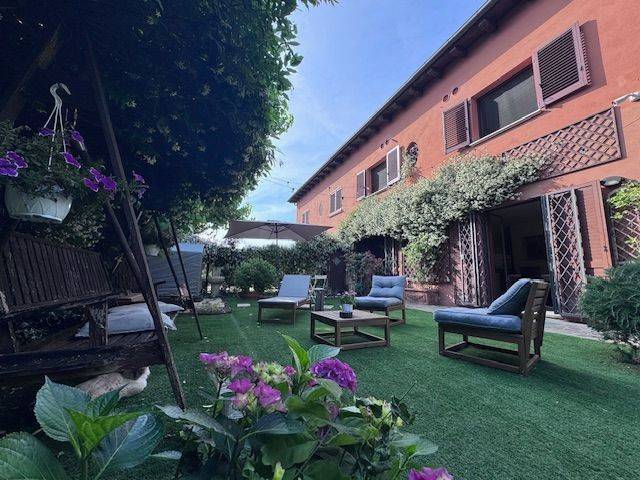 casa indipendente in vendita a Bologna in zona Savena