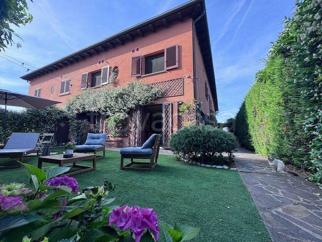 casa indipendente in vendita a Bologna in zona San Vitale