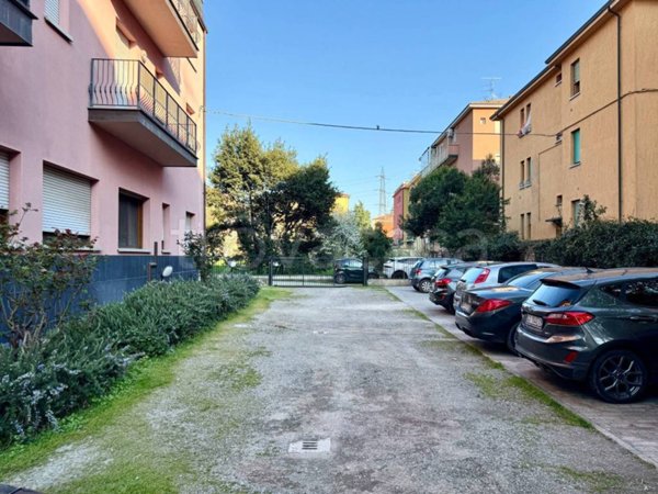 appartamento in vendita a Bologna in zona Santa Viola
