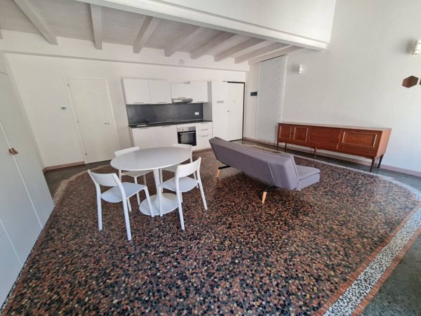 appartamento in vendita a Bologna in zona Santo Stefano