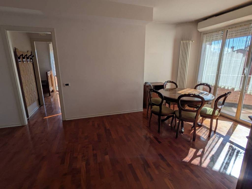 appartamento in vendita a Bologna in zona San Vitale