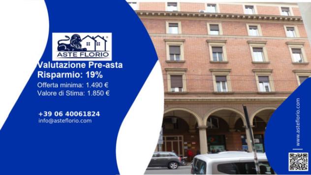 locale commerciale in vendita a Bologna in zona Centro Storico
