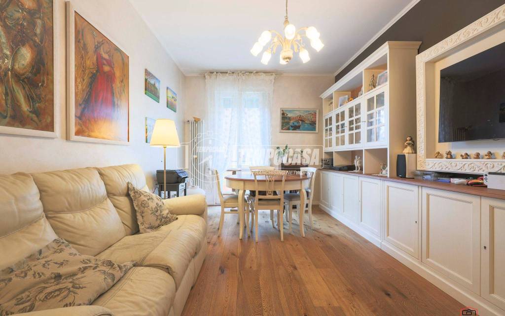 appartamento in vendita a Bologna in zona Saffi