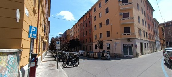 appartamento in vendita a Bologna in zona Saffi