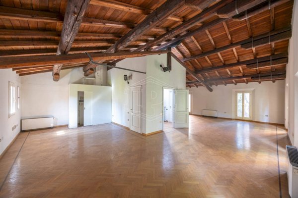 appartamento in vendita a Bologna in zona Centro Storico