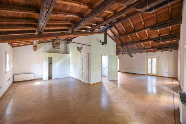 appartamento in vendita a Bologna in zona Centro Storico