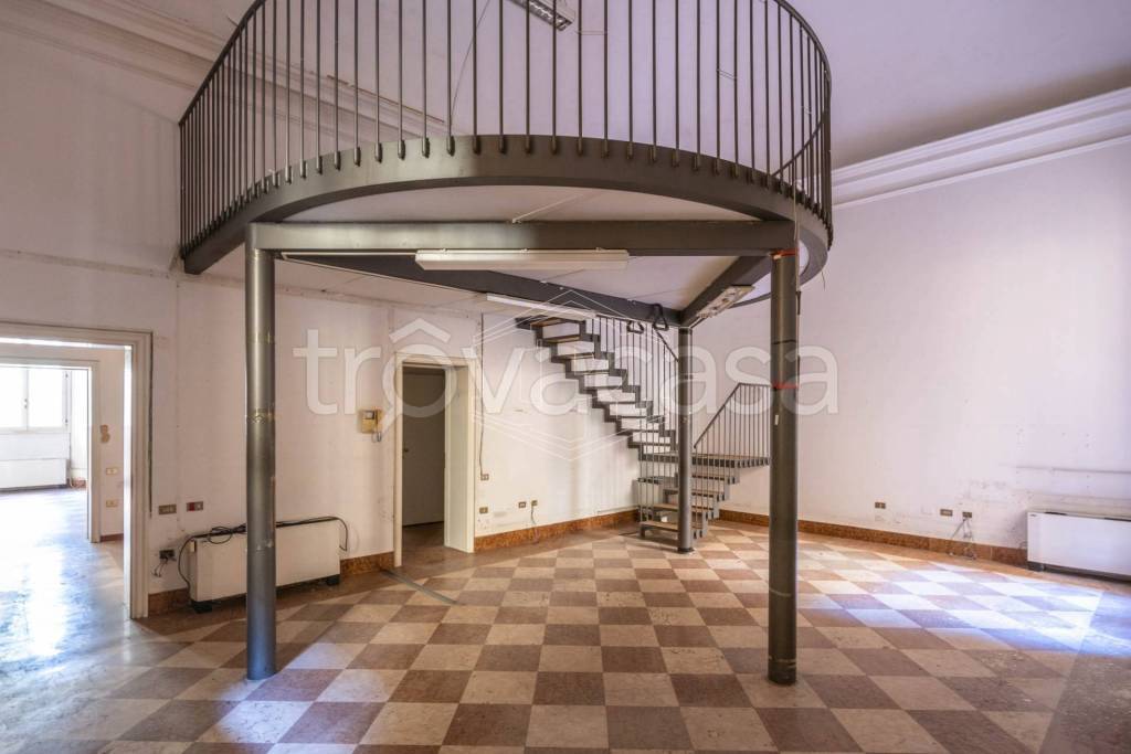 appartamento in vendita a Bologna in zona Centro Storico