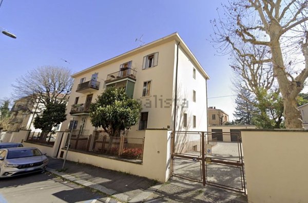 appartamento in vendita a Bologna in zona Saragozza