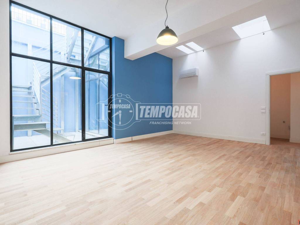 appartamento in vendita a Bologna in zona Andrea Costa