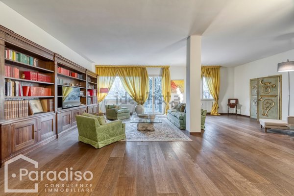 appartamento in vendita a Bologna in zona Santo Stefano