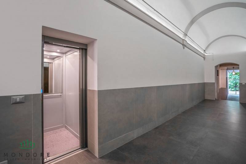 appartamento in vendita a Bologna in zona Santo Stefano