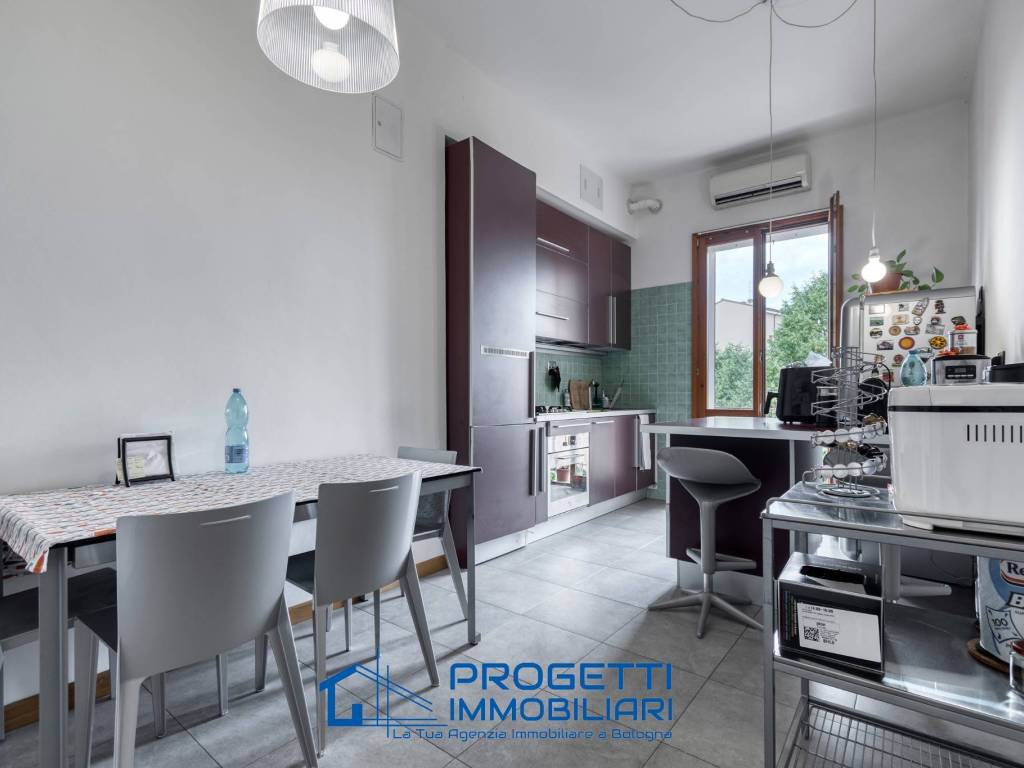 appartamento in vendita a Bologna in zona Quartiere Porto