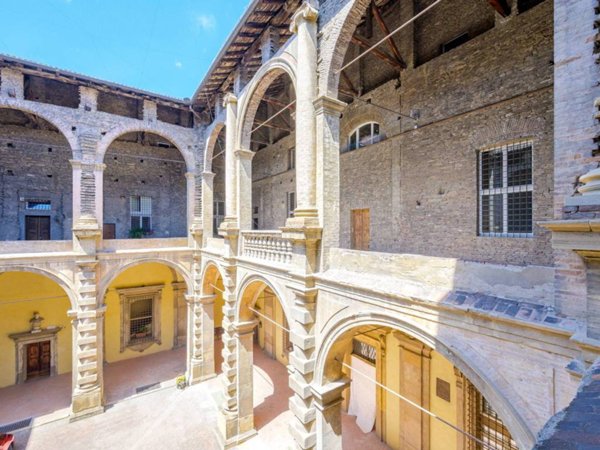 appartamento in vendita a Bologna in zona Centro Storico