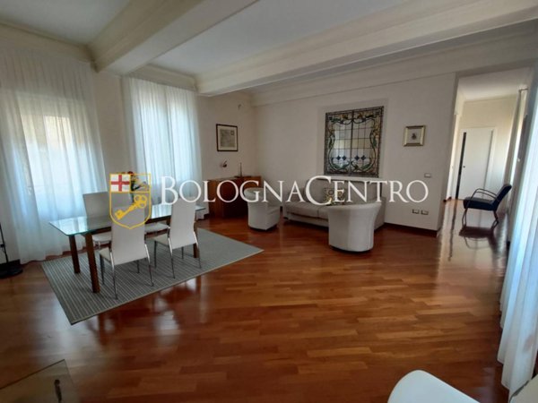appartamento in vendita a Bologna in zona Santo Stefano