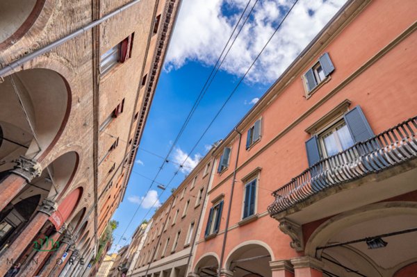 negozio in vendita a Bologna in zona Centro Storico