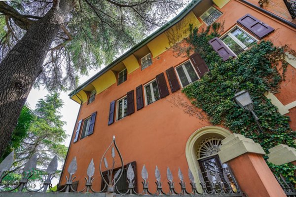 appartamento in vendita a Bologna in zona Santo Stefano