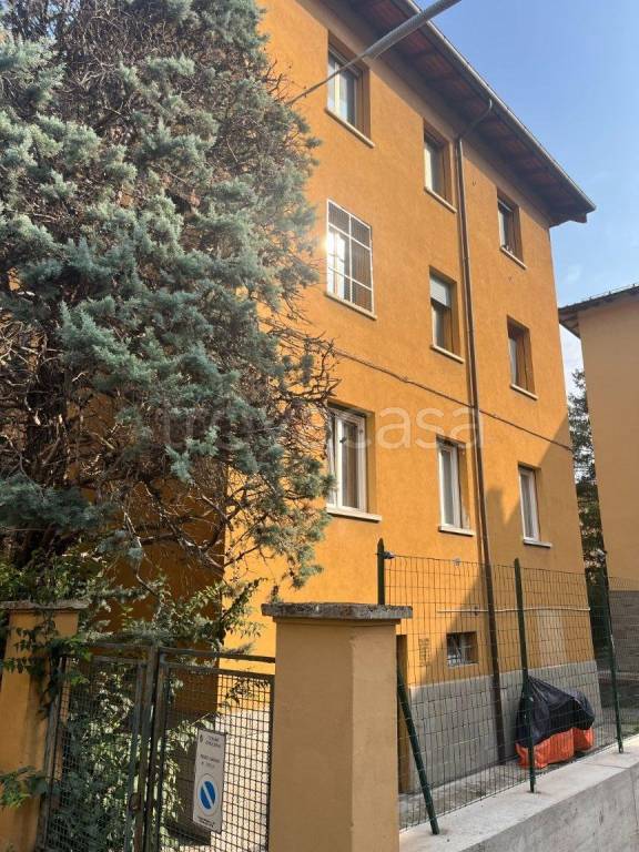 appartamento in vendita a Bologna in zona Saragozza