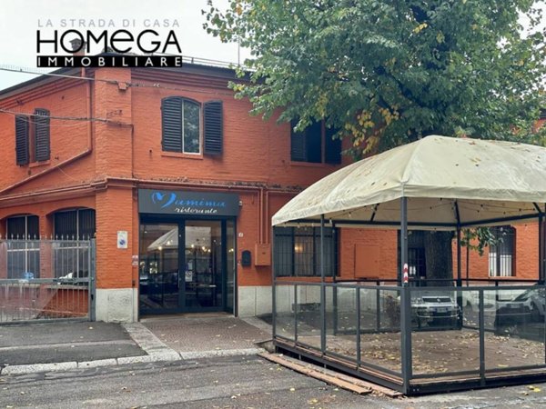 trivano in vendita a Bologna in zona Saffi