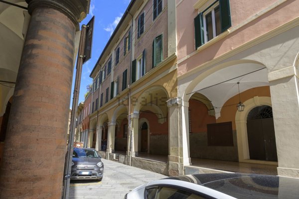 appartamento in vendita a Bologna in zona Santo Stefano