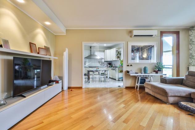 appartamento in vendita a Bologna in zona Santo Stefano