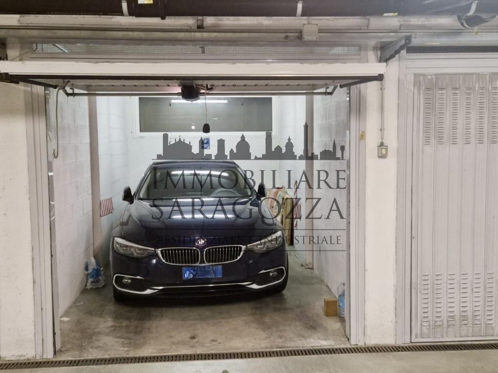 casa indipendente in vendita a Bologna in zona Centro Storico