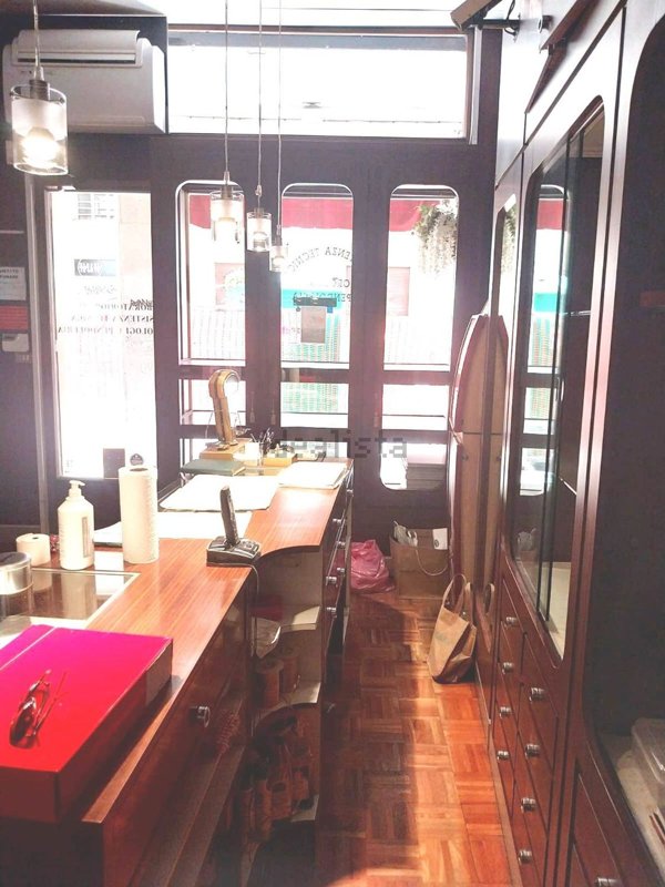 negozio in vendita a Bologna