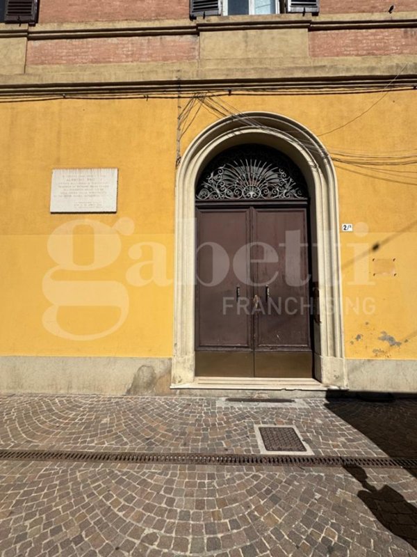 appartamento in vendita a Bologna in zona Santo Stefano