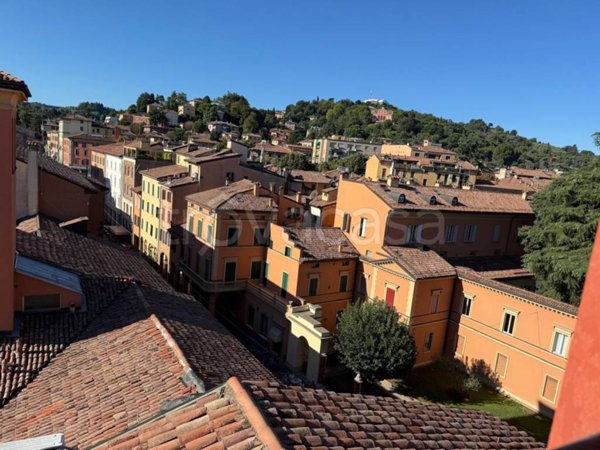 appartamento in vendita a Bologna in zona Centro Storico
