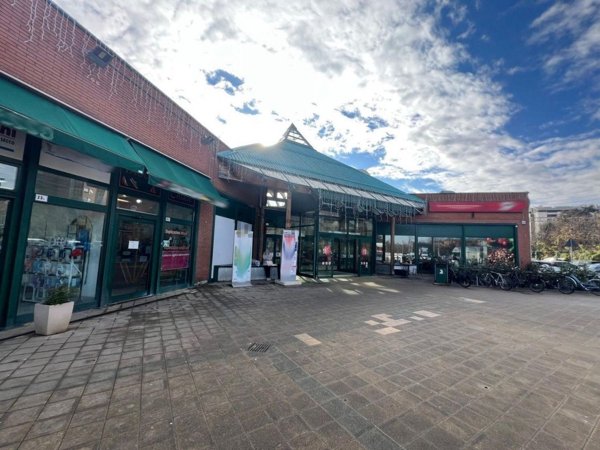 negozio in vendita a Bologna in zona Centro Storico