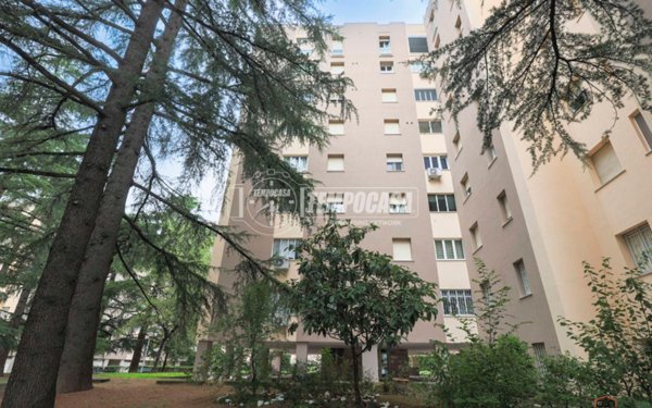 appartamento in vendita a Bologna in zona Reno