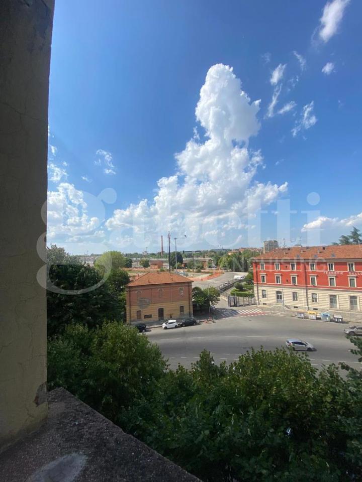appartamento in vendita a Bologna in zona Saffi