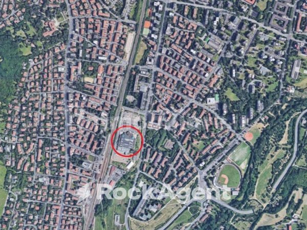 negozio in vendita a Bologna in zona Savena